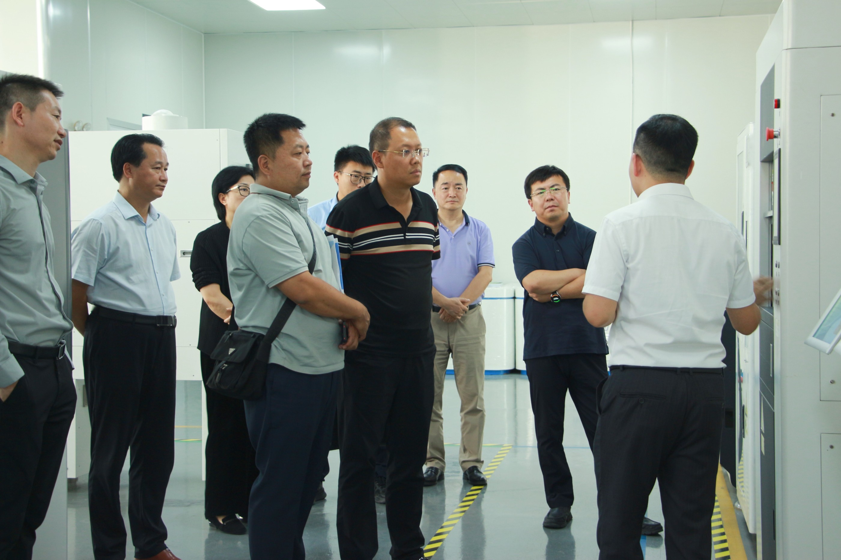 全國百強縣準格爾旗、倚鋒資本考察團到訪杰仕德考察交流